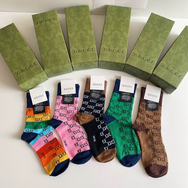 Gucci-socks-86-3_632120.jpg